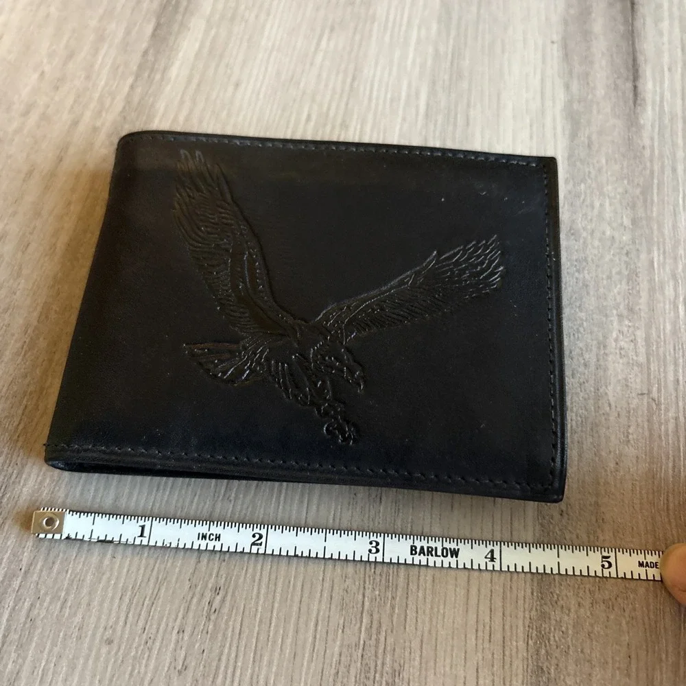 New Vintage Eagle Black Bi-Fold Leather Men's Wallet w/ Snap Photo Sleeves